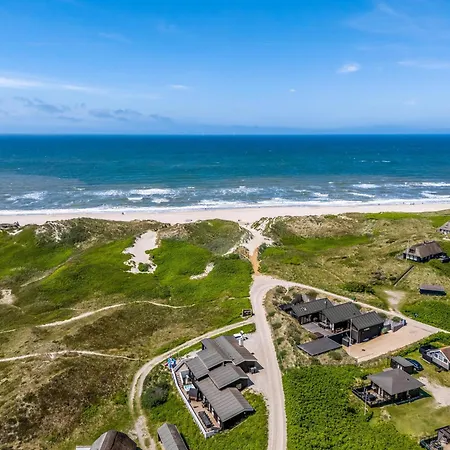 Family-friendly With Indoor Pool And Outdoor 100 Meters From The North Sea Feriehus Ringkøbing